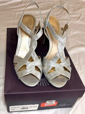 BP Platinum Empire-Lea Silver Metallic Strappy Slingback Heels Size 8.5